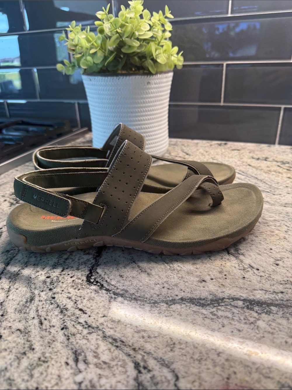 MERRELL PERFORMANCE SANDALS